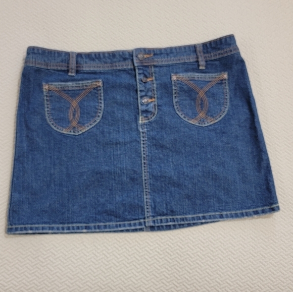 Vintage Old Navy Y2K Ultra Low Waist Denim Mini Jeans Skirt Size 14 - Picture 2 of 13